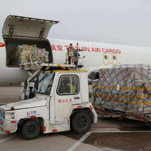 天津開通至新疆和田的貨運(yùn)航班